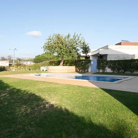 Appartement - Rosa Jardim 3 Quartos By Glenge *